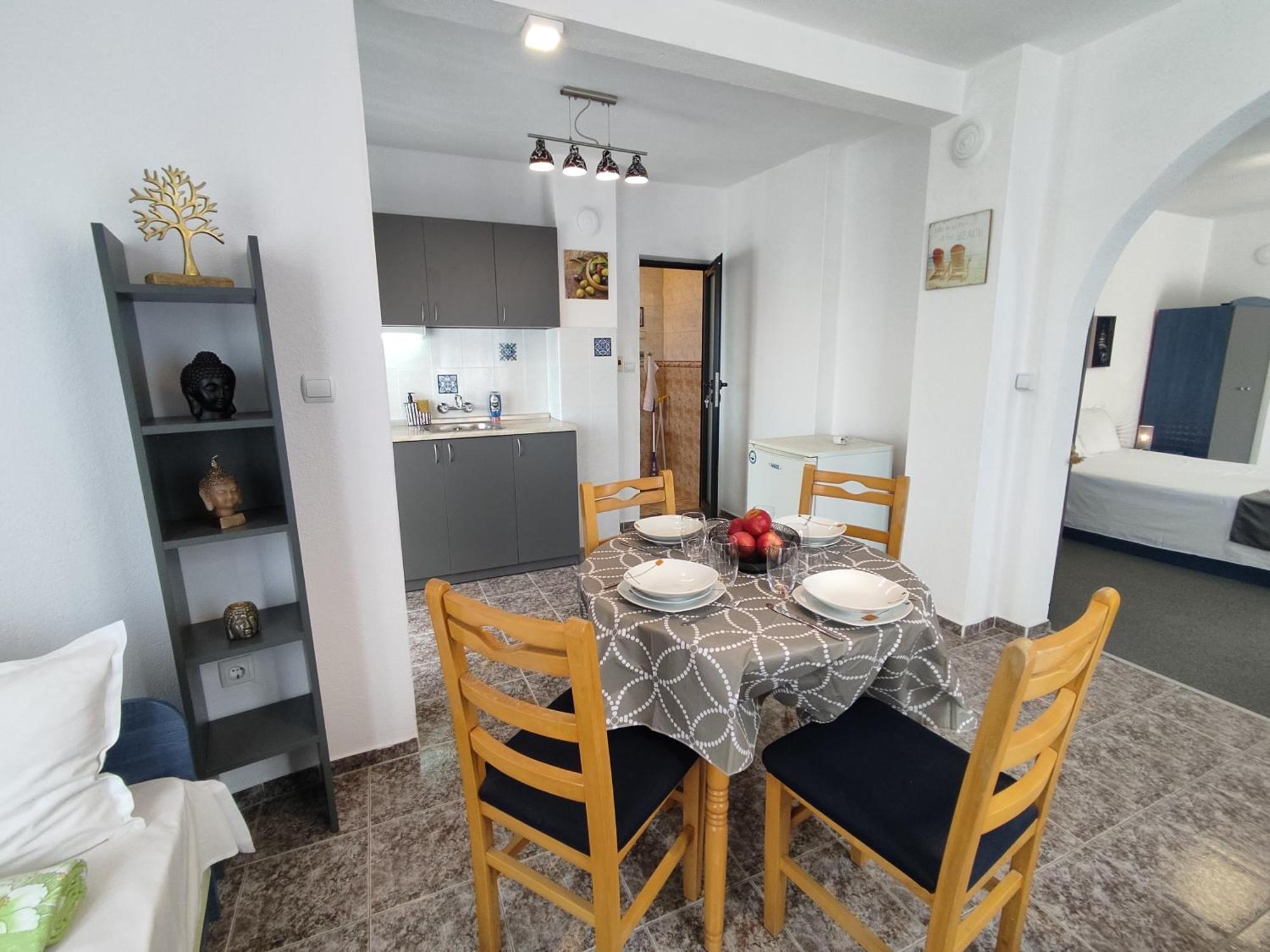 Rali Apartments Kiten  Rum bild